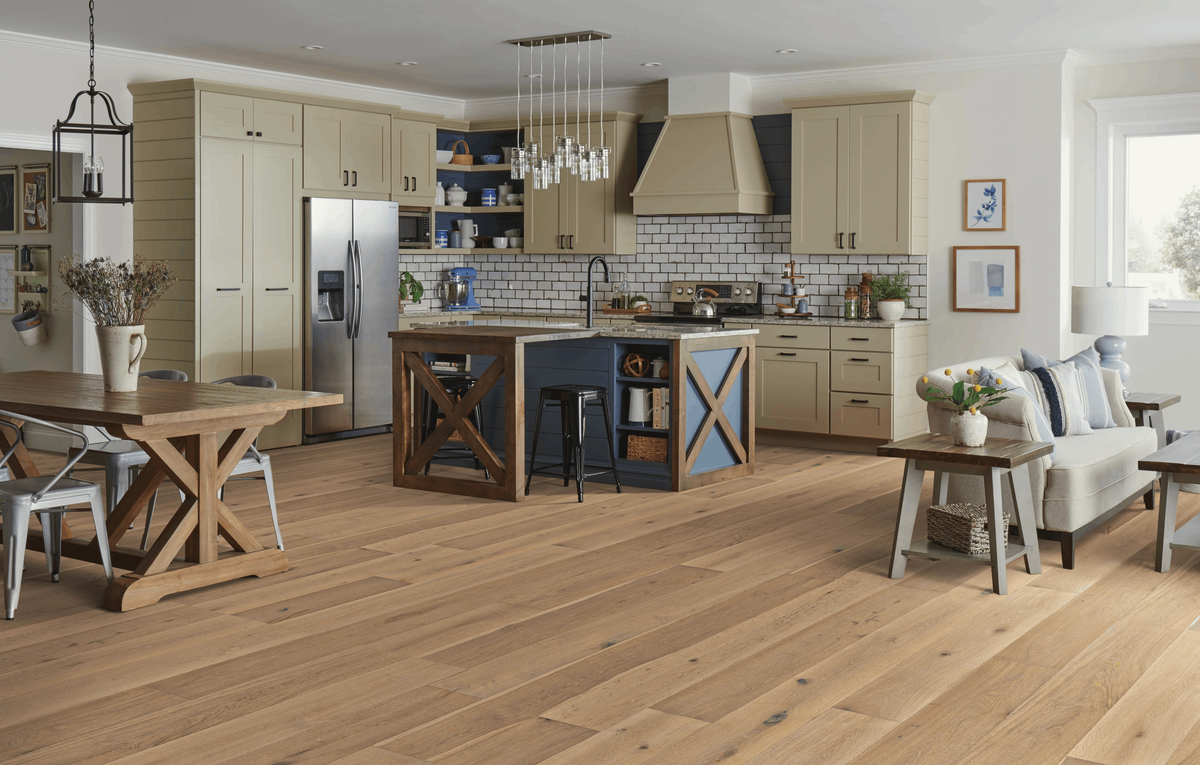 Hardwood-American-Flooring-HGTV-Gallery-Images-1-(Expressions-SW754-07107-Kinetic-RM)